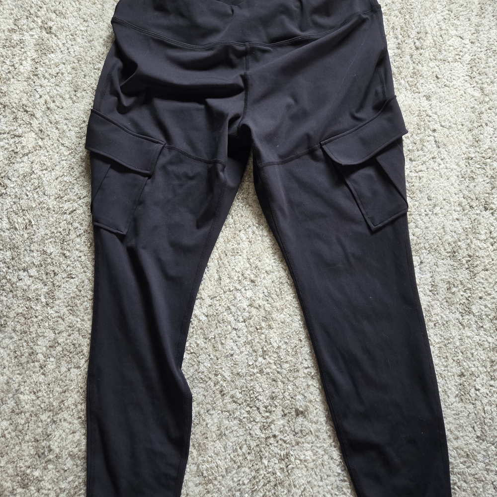 HALARA Black Cargo Leggings